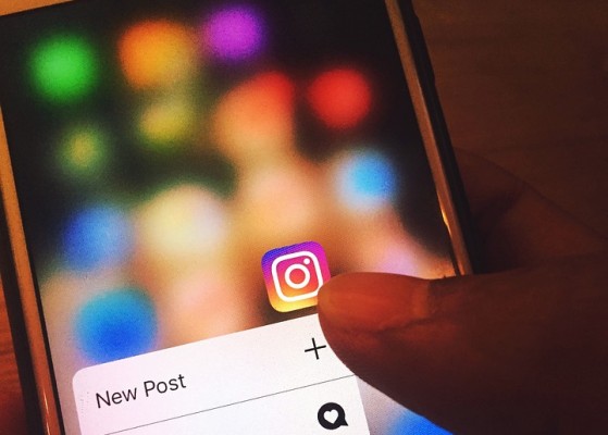INSTAGRAM WILL PAY FOR ITS CONTENT CREATORS
