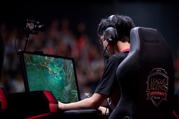 Too Much 'League of Legends' Play Time? Here's How To Check Your Total Number of Gaming Hours