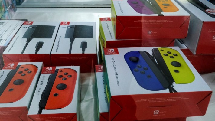 Nintendo Reports Switch Sales Decline as Chip Shortage Continues