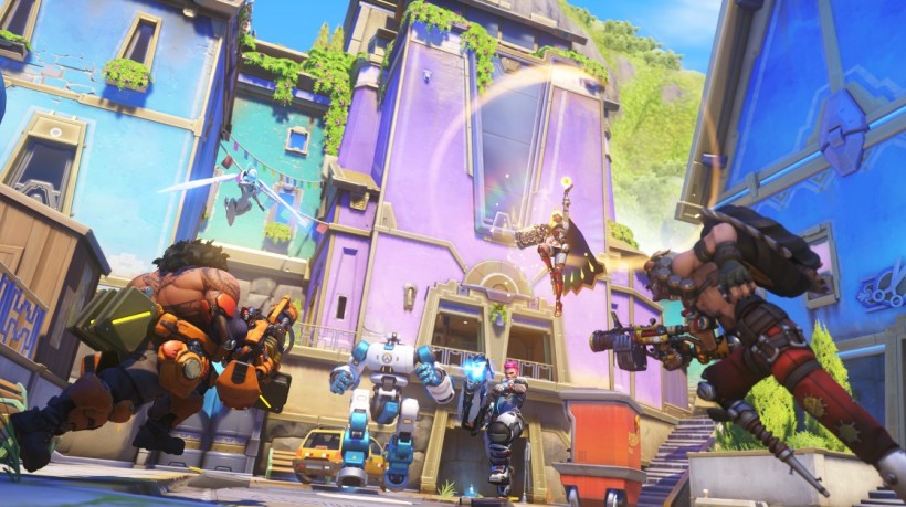 Overwatch 2 Teases New Hero Space Ranger With Crash-Landed Escape Pod