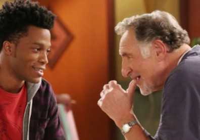 'Superior Donuts' News and Updates: New Show Gets Sweet Preview Slot After ‘Big Bang Theory’