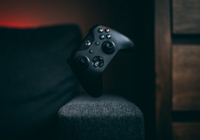 Best Controllers to Buy For Xbox Series X (2022)