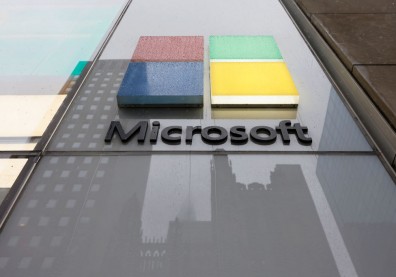  Microsoft To Launch Mobile Game Store in July, Competing With Apple, Google Microsoft To Launch Mobile Game Store in July, Competing With Apple, Google 70%  Turn on screen reader supportTo enable scr